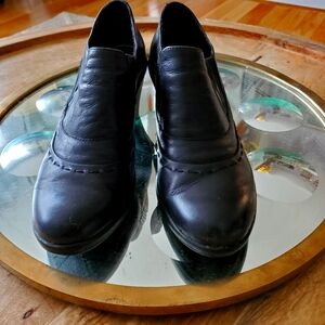 Josef Seibel black shoes size 7